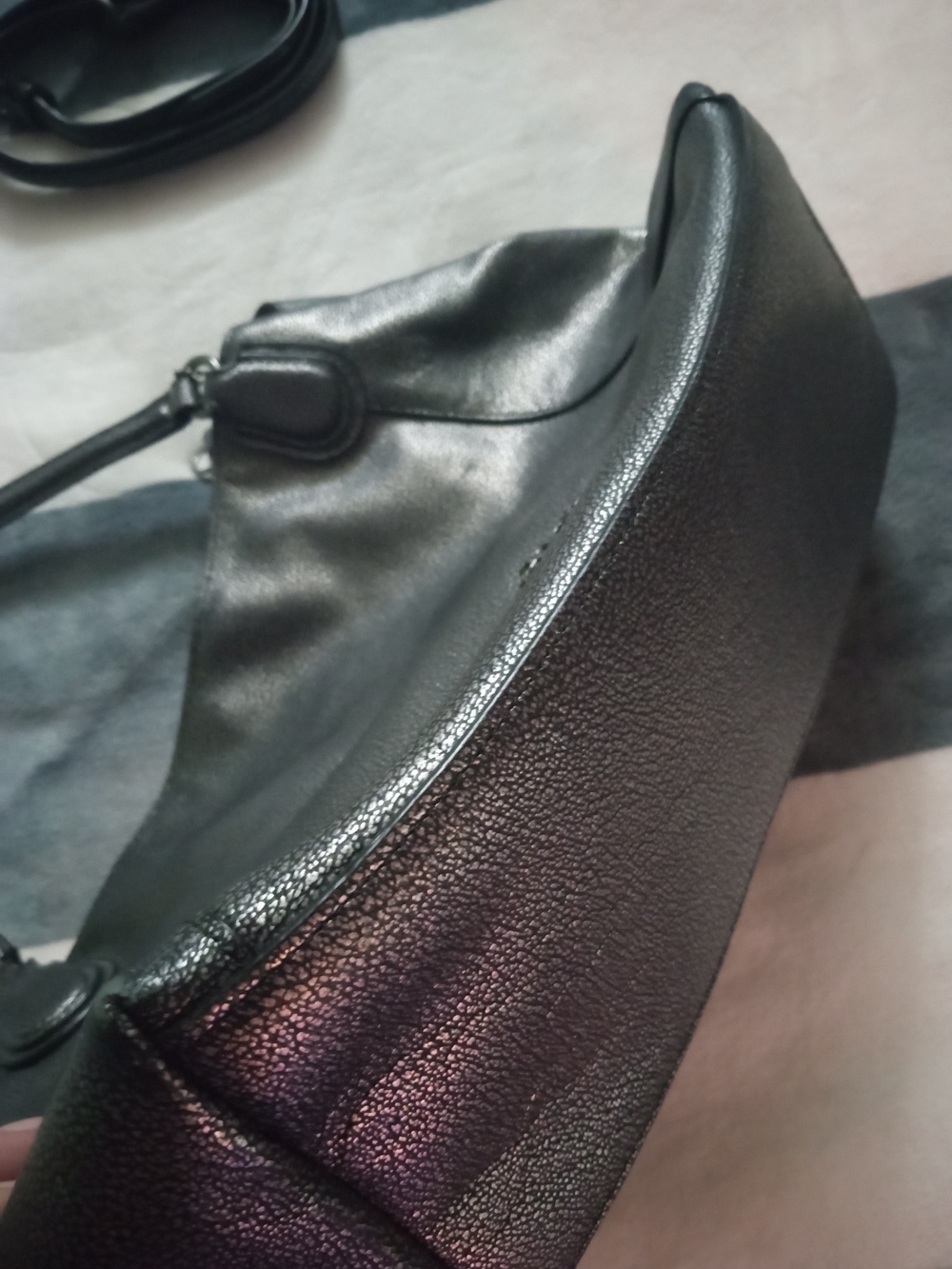 Coach Metallic Gunmetal Pebbled Leather Shoulder Bag Good Condition Medium Size - Picture 4 of 10